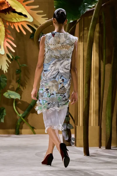 Look 73